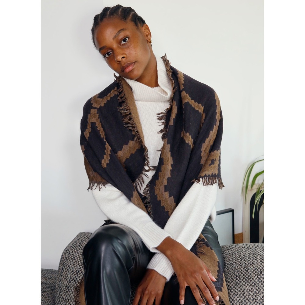 Wilfred Diamond Mosaic Wool triangle Scarf Brown 54636 NWT